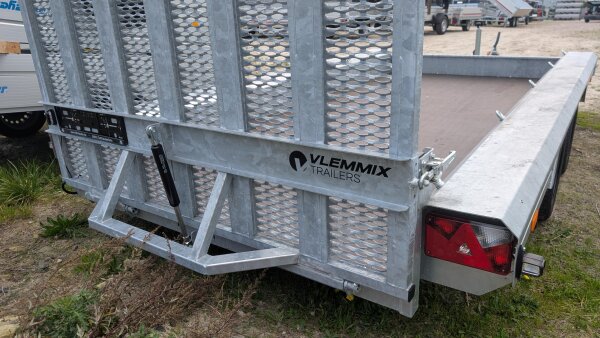 Vlemmix Maschinentransporter L 400x180 Tandem Multiplex-Standard---Auffahrklappe